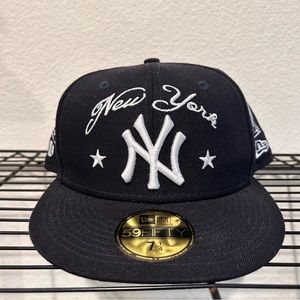 New Era Japan Yankees Fitted Cap Navy 7 1/4 New York Statue Of Liberty